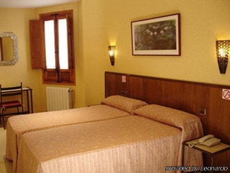 Hostal Sol Toledo Kültér fotó